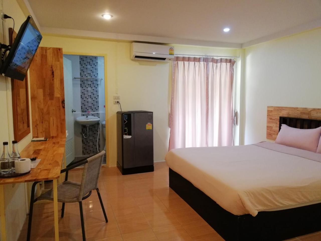 Rinradee Place Buriram Bagian luar foto
